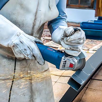 Imagem de Mini Esmerilhadeira Angular Bosch Professional Gws 850 06013