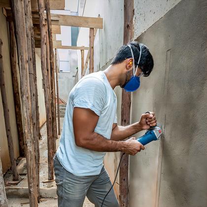 Imagem de Mini Esmerilhadeira Angular Bosch Professional Gws 850 06013