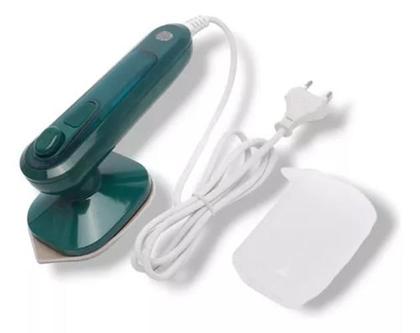 Imagem de Mini Ferro De Passar: Desperte A Elegância Em Qualquer Lugar