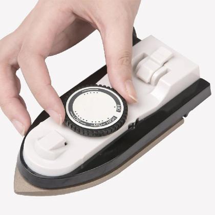 Imagem de Mini Ferro de Passar Roupa Portatil Blusa Bolsa Mala Viagem Gravata Camisa Compacto Potente Eficiente