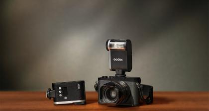Imagem de Mini Flash Universal Godox iA32