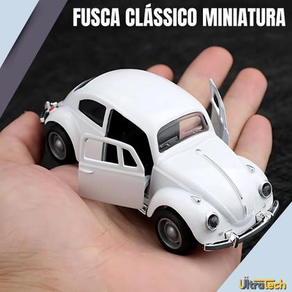 Imagem de Mini Fusca Colecionável de Metal com Fricção e Portas que Abrem Várias Cores ENVIO IMEDIATO