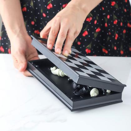 Imagem de Mini Jogo De Xadrez Magnético Tabuleiro Portátil Estratégia - Art Game