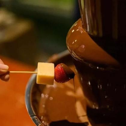 Imagem de Mini Máquina Chocolate Cascata Fondue Panela Elétrica 60w