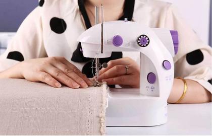 Imagem de Mini máquina de costura Completa Máquina De Costura Elétrica Portátil Compacta  para artesanato