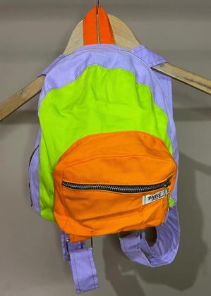 Imagem de Mini Mochilinha Color Com alça regulável e fechamento em zíper de metal