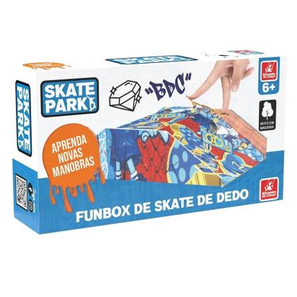 Imagem de Mini Rampa Skate Park Funbox Radical Com Skate de Dedo