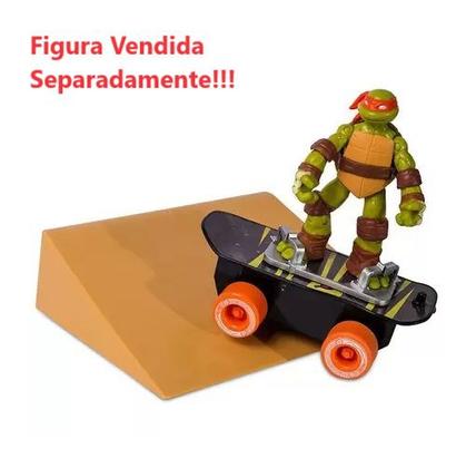 Imagem de Mini Skate De Fricção Com Rampa Para Manobras E Suporte Para Bonecos - Tartarugas Ninja - Ninja Battle Boost - Multikids