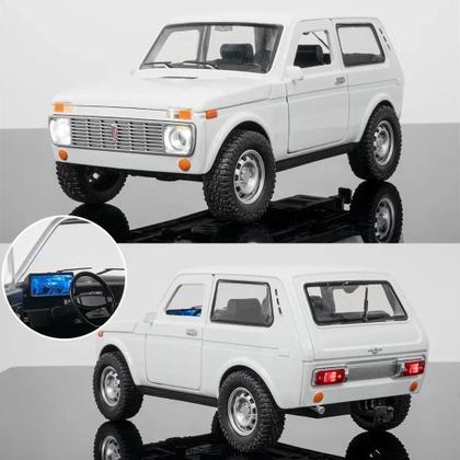 Imagem de Miniatura Carro Russo Sovietico Lada Niva (1991) - Escala 1/18