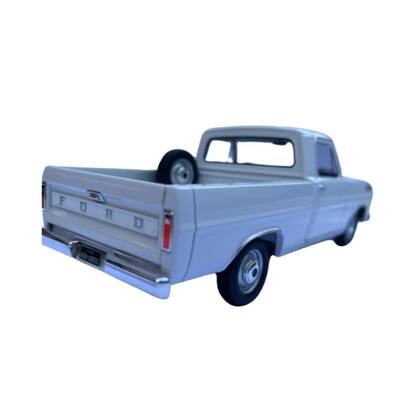 Imagem de Miniatura Ford F-100 1974 - Branca - California Classics - 1:24