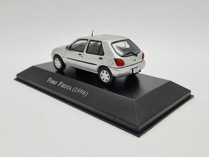 Miniatura Ford Fiesta 1996 Metal 1:43 - Planeta Deagostini