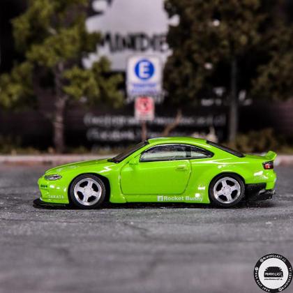 Miniatura Mini GT Nissan Silvia S15 Rocket Bunny Green 1/64