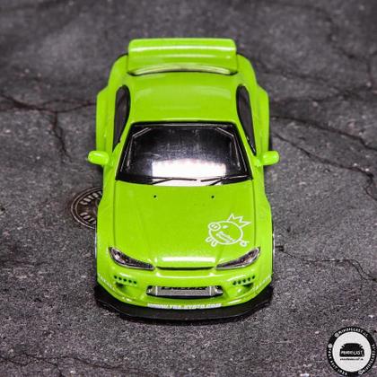 Miniatura Mini GT Nissan Silvia S15 Rocket Bunny Green 1/64