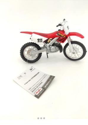 Imagem de MINIATURA moto Kawasaki Honda ktm Suzuki Yamaha 1/18 maisto