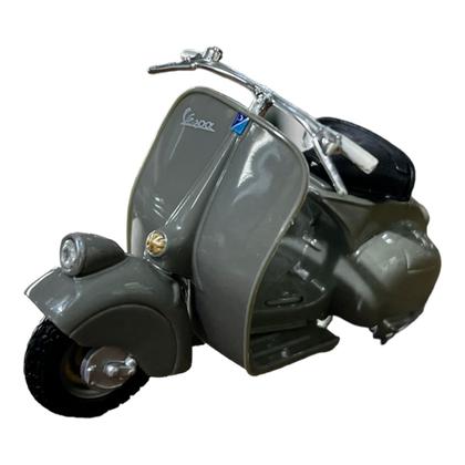 Maisto 1/18スケール Vespa各種　10台セット Maisto 1/18スケール Vespa各種 10台セット