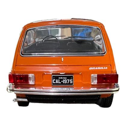 Miniatura Volkswagen Brasilia 1976 Laranja Metal 1:24 - California