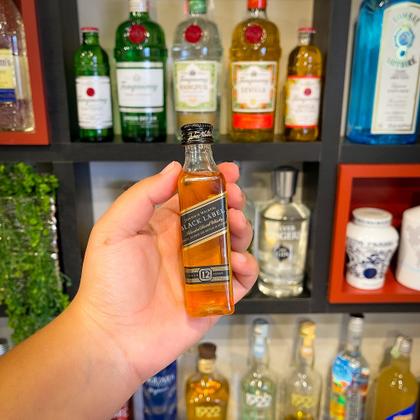 Imagem de Miniatura Whisky Johnnie Walker Black Label 50ml 12 Unidades