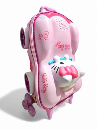Imagem de Mochila 3D c/ 3 Rodinhas Carrinho Rosa Hello Kitty Maxtoys