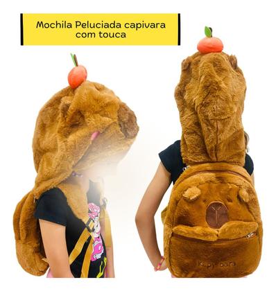 Imagem de Mochila Capivara De Pelúcia Com Touca Removível Incrível