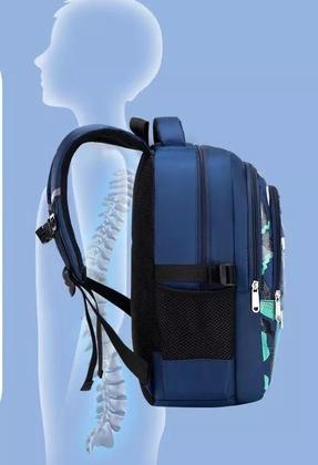 Imagem de Mochila Escolar Infantil Para Criança Impermeável Resistente Astronauta