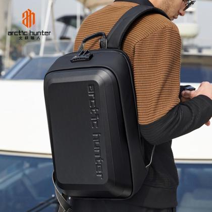 Imagem de Mochila Executiva com Fechadura Reforçada Moderna Notebook Preta