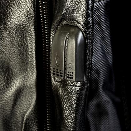 Imagem de Mochila Executiva Masculina Couro Notebook Encaixe USB 50 Litros Preta