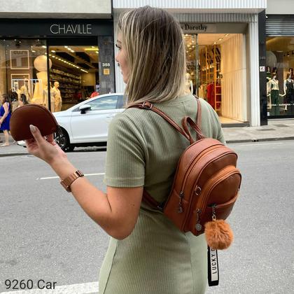 Imagem de Mochila Feminina Pequena com Necessaire e Pompom 9260