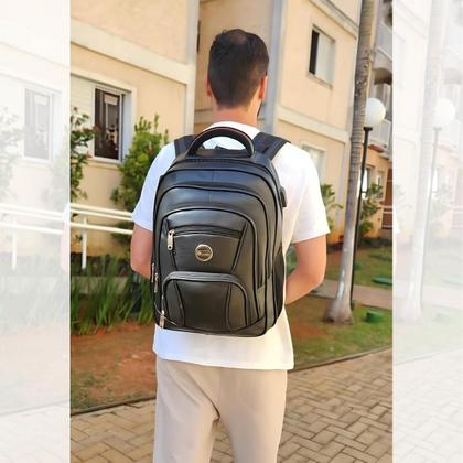 Imagem de Mochila Masculina Couro Antifurto Cadeado C/ Senha Reforçada