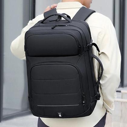 Imagem de Mochila Masculina Expansível à Prova d'Água 17 Polegadas com USB - Ideal para Viagens e Esportes