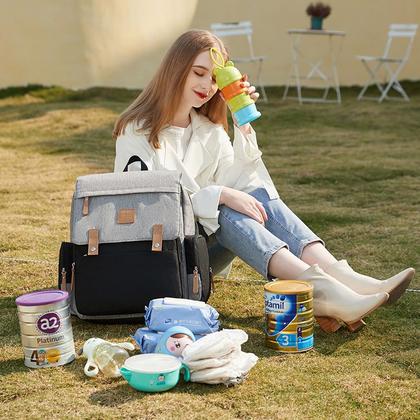 Imagem de Mochila maternidade land luxury cinza e preta com trocador