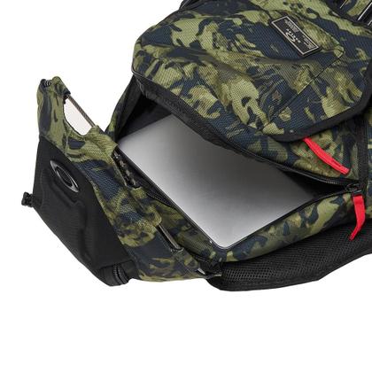 Imagem de Mochila Oakley Bathroom Sink WT25 Tiger Camo Green