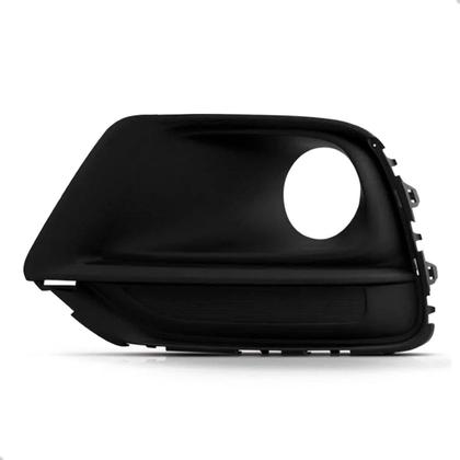 Imagem de Moldura Farol Milha Tracker 2017 A 2020 Com Furo S/ Friso