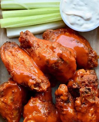 Imagem de Molho de Pimenta Red Hot Wings Frank's Buffalo Sauce 148ml - Produto Importado