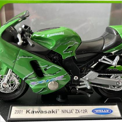 ドール Moto Miniatura Para Colecionador Mix Kawasaki 1:18 Brinquedo - Dm
