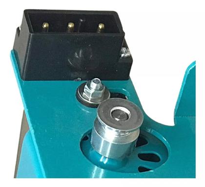 Imagem de Motor 220V para Maquina de Costura Overlock Overloque com Pedal Importway IWMMCO-02
