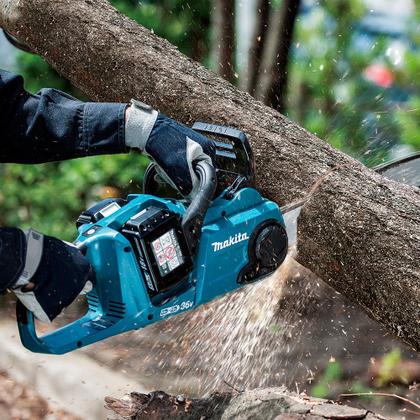 Imagem de Motosserra a bateria 36V sabre de 14" Brushless com 2 baterias e carregador duplo - DUC353ZC (110V/220V)