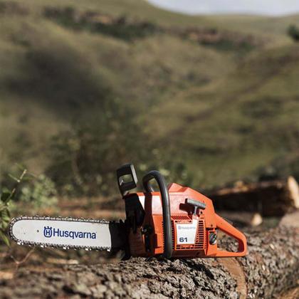 Imagem de Motosserra Husqvarna 61 A Gasolina 61,5cc Com Sabre 13 Pol