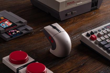 Imagem de Mouse 8BitDo Retro R8 PAW 3395 Sensor Óptico 26.000 DPI