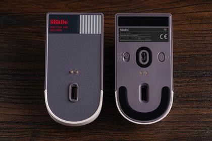 Imagem de Mouse 8BitDo Retro R8 PAW 3395 Sensor Óptico 26.000 DPI