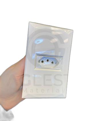 Imagem de Mt - Cj Tomada 10A Horizontal Montado 4X2 - Doha Branco