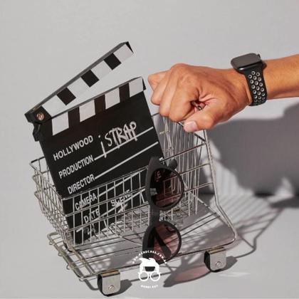 Imagem de NERDCASE, Pulseira NK Furadinha Respirável, Silicone, Compatível com Apple Watch Series 1-9, 42mm/44mm/45mm/49mm, Preto/Cinza