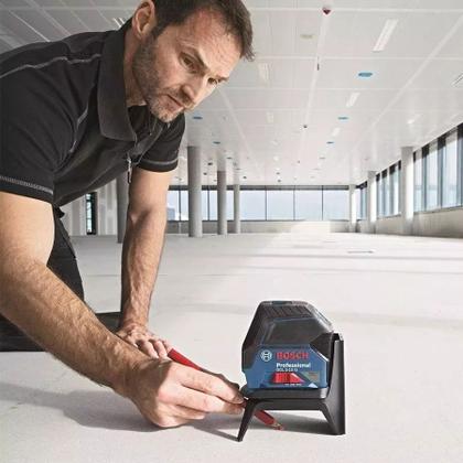 Imagem de Nível a Laser Verde Bosch GCL 2 15G Com Tripé Maleta e Kit