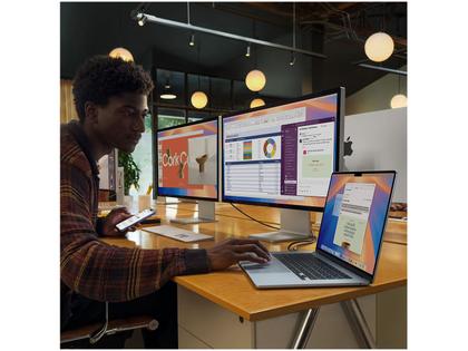 Imagem de Notebook  Macbook Air Apple 15" M4 24GB RAM SSD 512GB Prateado