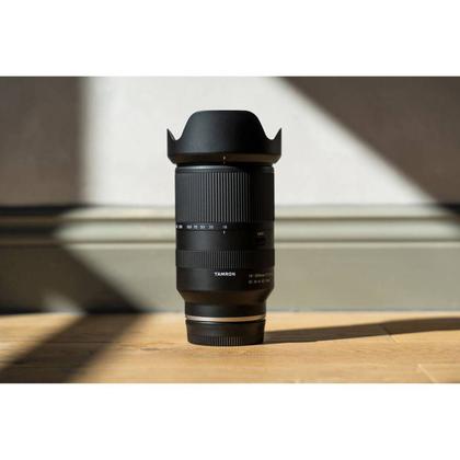 Imagem de Objetiva Tamron 18-300mm F/3.5-6.3 Di Iii-a Vc Vxd Para Sony E
