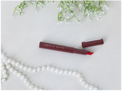 Imagem de Océane Mariana Saad by Lipstick Real Red - Batom Matte 2g