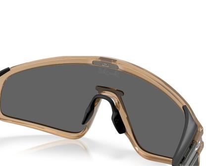 Óculos De Sol Oakley Latch Panel Sépia OO9404 07-35 - Óculos de
