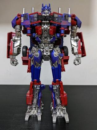 Imagem de Optimus Prime Transformers Action Figure Boneco Vira Robo