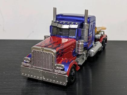 Imagem de Optimus Prime Transformers Action Figure Boneco Vira Robo