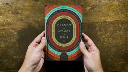 Imagem de Orando os Nomes de Deus - Colorida