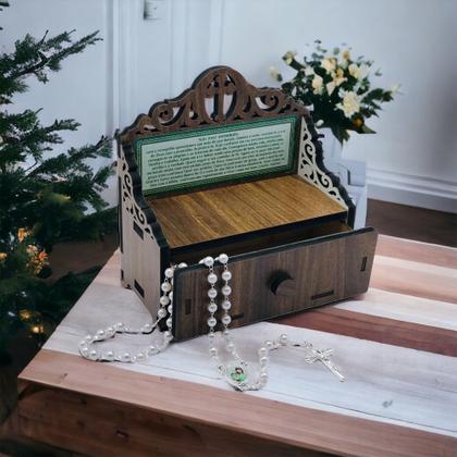 Imagem de Oratório de Gaveta com Terço de São José Dormindo